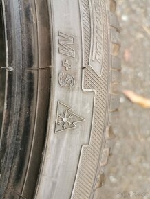 Zimní pneu 235/35 r19 Falken eurowinter - 4