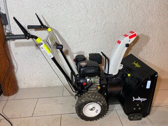 Sněžná fréza Hecht 9554 - 4