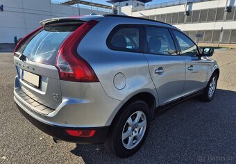 VOLVO XC60 2.4D 120 KW 5 VÁLEC AWD - MANUÁL - LED- 1 MAJITEL - 4
