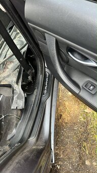 Bmw e91 Alpina nášlapy - 4