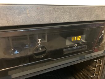 Kuchyňská linka s příslušenstvím - 4