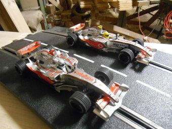 Autodráha-Scalextric - 4