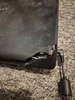 notebook Asus X55A - 4