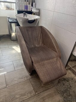 Elegantní mycí masážní box Maletti - 4