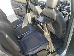 Ford Galaxi - 4