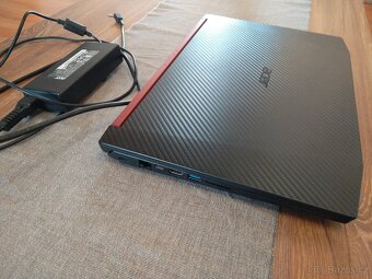 Acer Nitro 5 AN515-52 - 4