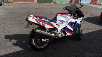Yamaha FZR 1000 - 4
