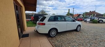Fiat Croma 1.9 JTD 88kW KLIMA - 4