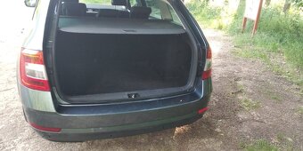 Octavia 3 kombi, 1,6, 85 kW, 8/2019 - 4