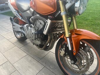 Honda Hornet 600 - 4
