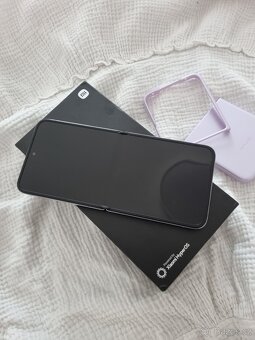 Xiaomi Mix Flip - 4