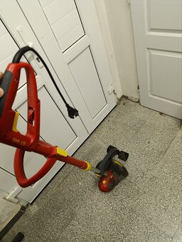 Nabízím plně funkční elektrický křovinořez - 4