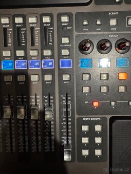 Behringer X32 - 4