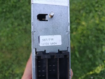 VW GOLF 3 / ORIGINÁLNÍ RÁDIO - 4