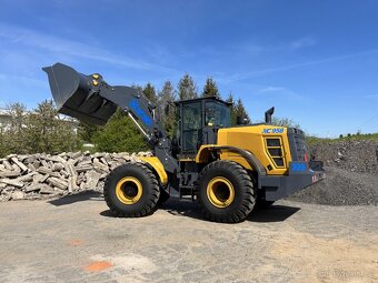 Čelní kolový kloubový nakladač - 4