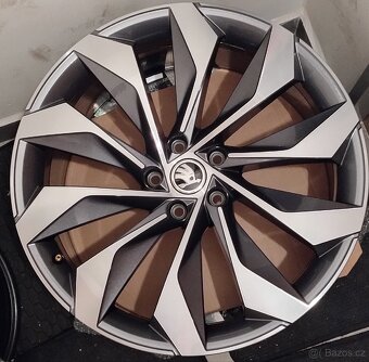 Originalni Alu kola Fornax r20 pro Škoda Kodiaq - 4