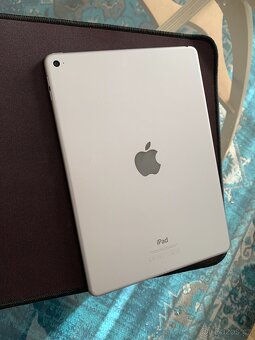 Apple iPad Air 2 WiFi 32GB - 4