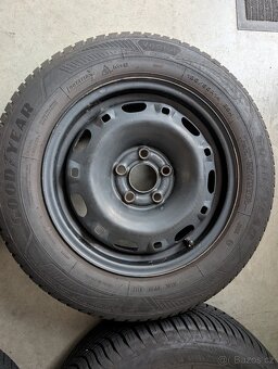 Kompletní krásná zimní sada 185/65/R14 - 4