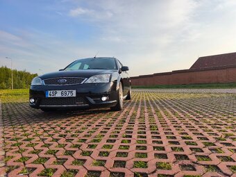 Ford Mondeo ST 220 - 4