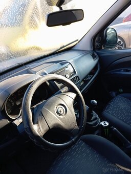 Opel Combo -D-Van - 4