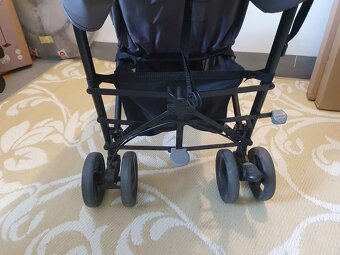 Prodám kočárek/golfky Joie - 4