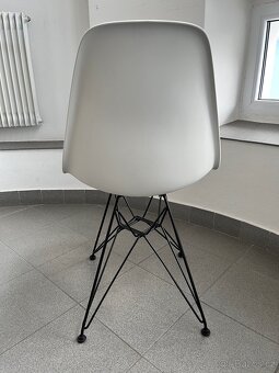 4 designové jídelní židle Vitra DSR - 4
