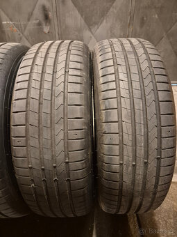 Hankook Ventus Prime4 225/65 R17 - 4