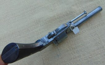 revolver lefauxe - 4