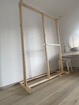 Rám postele v Praze 3 - 4