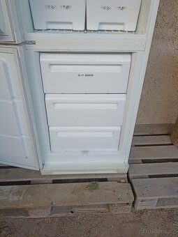 Kombinovaná chladnička ZK 24/11 GR (ZLKI 352) - 4