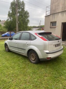 Ford focus mk2 1.6i ne - 4
