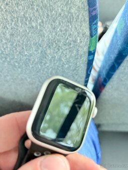 Prodám Apple Watch - 4