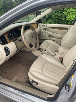 Jaguar X-type - 4