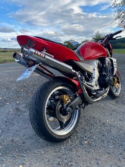 Kawasaki z1000 - 4