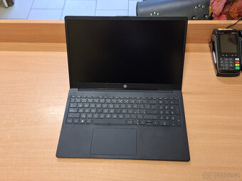 HP 15-FD745nc - 4x3.40GHz, 4GB DDR4, 128GB, bat 5-6h - 4