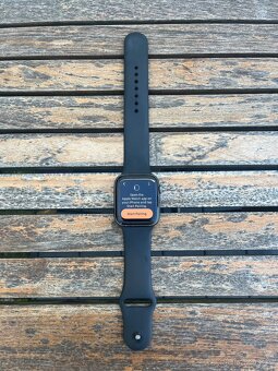Apple Watch 5 44mm - 4