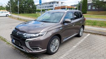 MITSUBISHI OUTLANDER 2.4 PHEV 4x4-2019-45600KM - 4