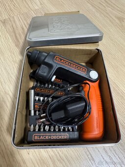 Akumulátorový šroubovák Black & Decker - 4