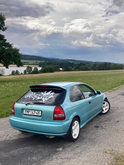 Honda Civic 6g 1.4 66kw - 4