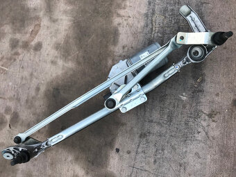 NÁHRADNÍ DÍLY BMW E91 E90 330D 330XD M57N2 - 4