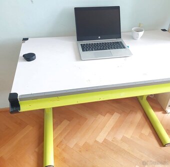 Pracovní stůl dětský - 4