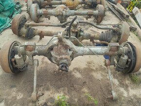 Napravy v3s přední, zadní,prostrední - 4