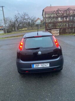 Fiat grande Punto - 4