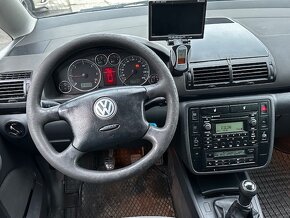 VW Sharan 1.9TDi 96kw, r.2004, 7mist, pouze prodej - 4