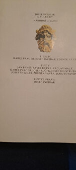 2 staré knihy Náš hrad a Národní divadlo - 4
