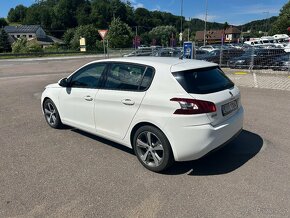 Peugeot 308 1.6hdi 68kw 236Tkm r.v.2014 top stav serviska - 4