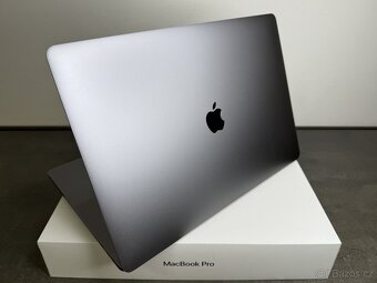 MacBook Pro 15'' 2016 / i7 / 16GB / 512GB SSD / Space Gray - 4