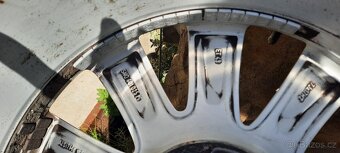 Sada ALU kol s pneu - 4