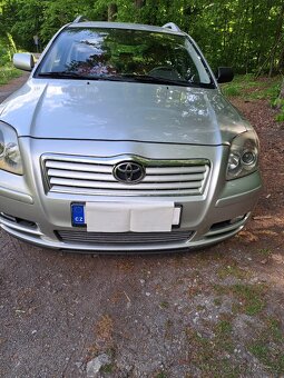 Toyota avensis 2.0 d4d - 4