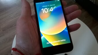 iPhone 8/ 64Gb - 4